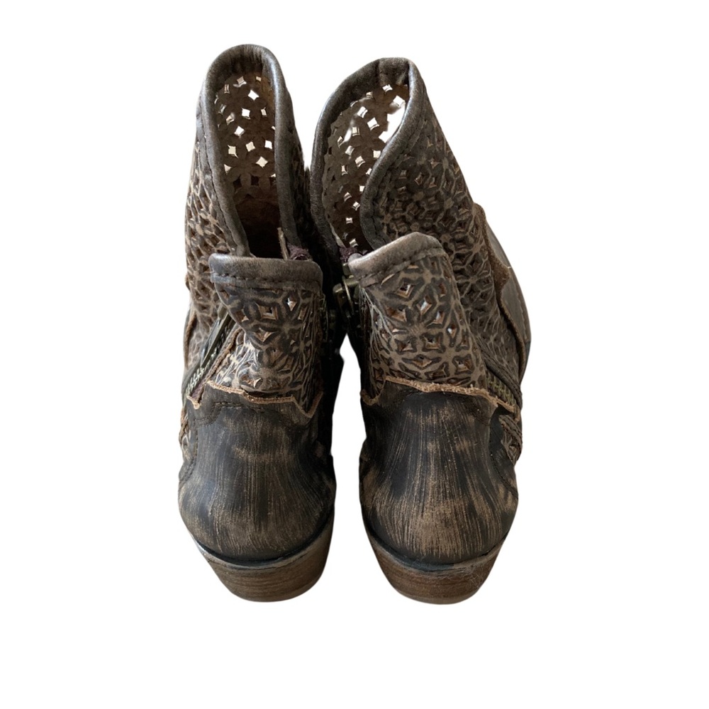 Circle G by Corral Distressed Leather Ankle Booties – Size 8 - Picture 5 of 13